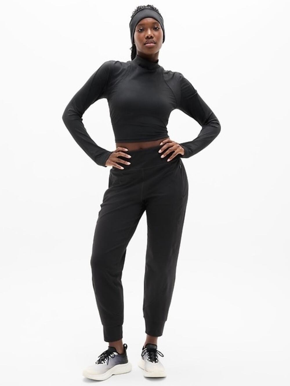 Athleta Women’s Black Rainer Mid Rise Jogger Pant Size XS